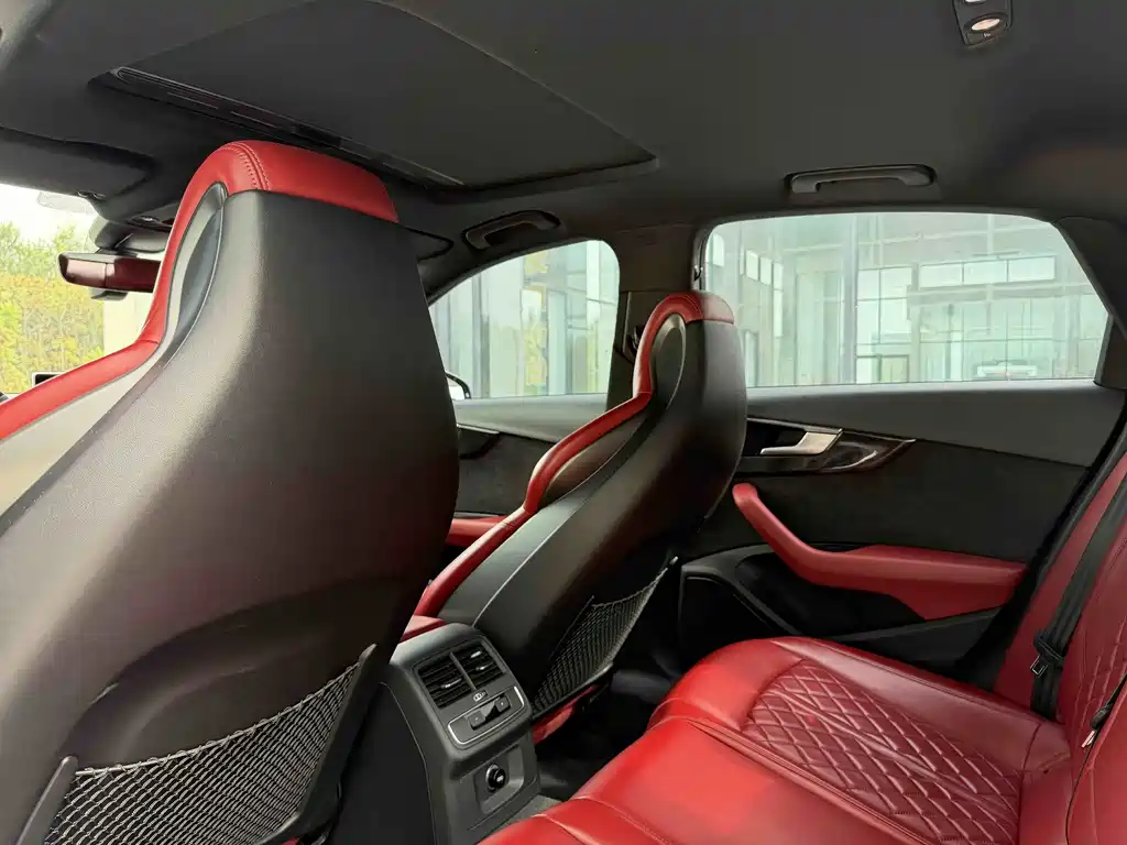 Audi S4 — миниатюра 9