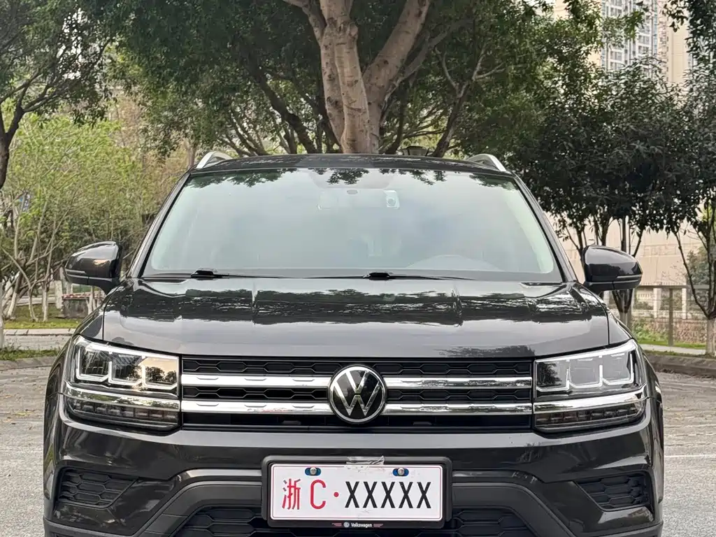 Volkswagen Tharu — миниатюра 2