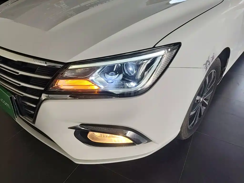 Roewe i5 — миниатюра 24