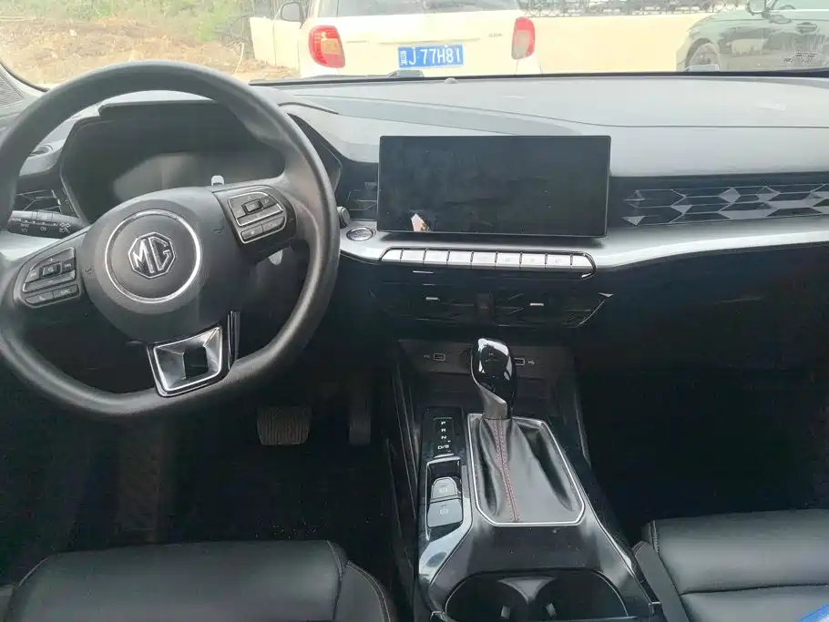 MG MG5 — миниатюра 12