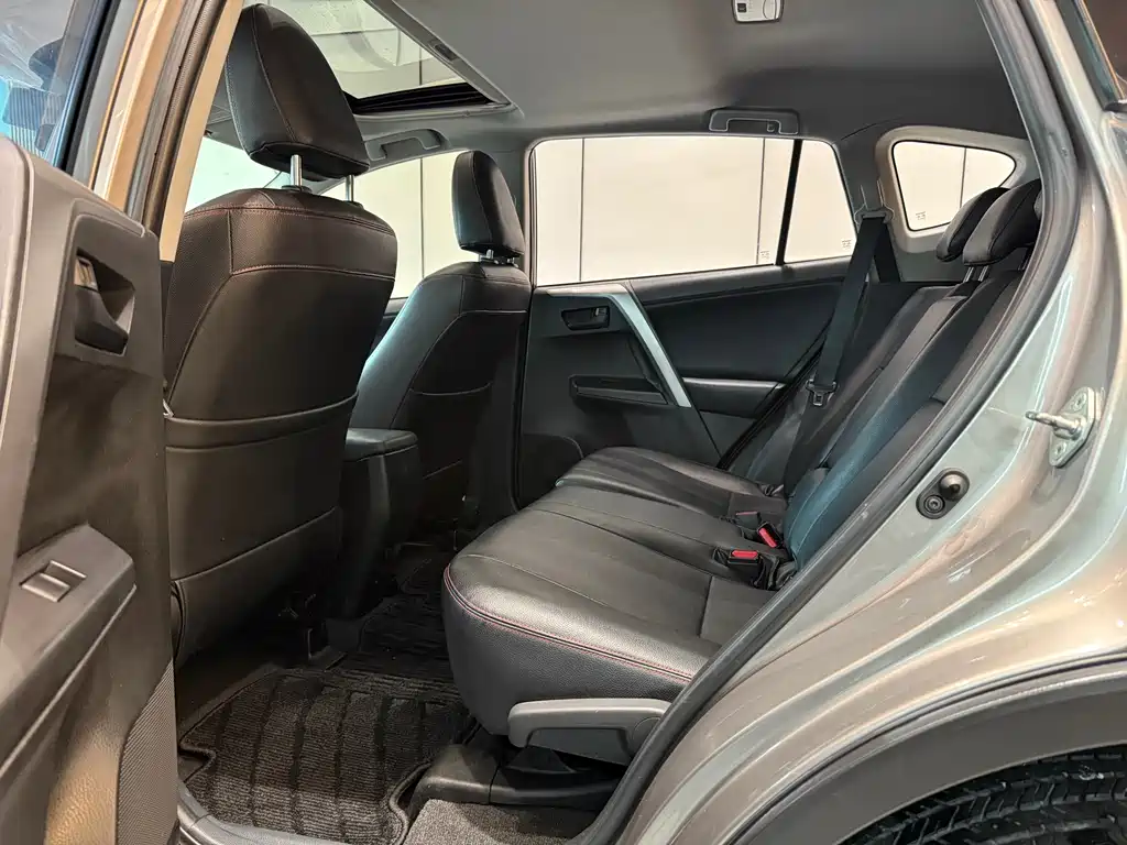 TOYOTA RAV4 RONGFANG