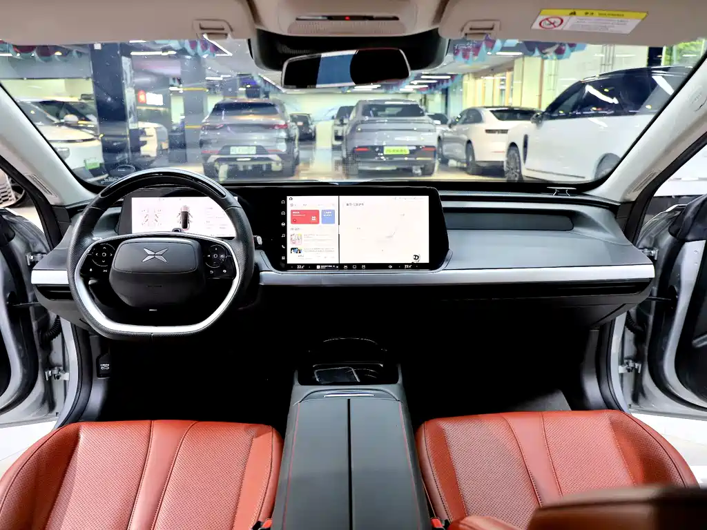 XPeng P7 — миниатюра 15