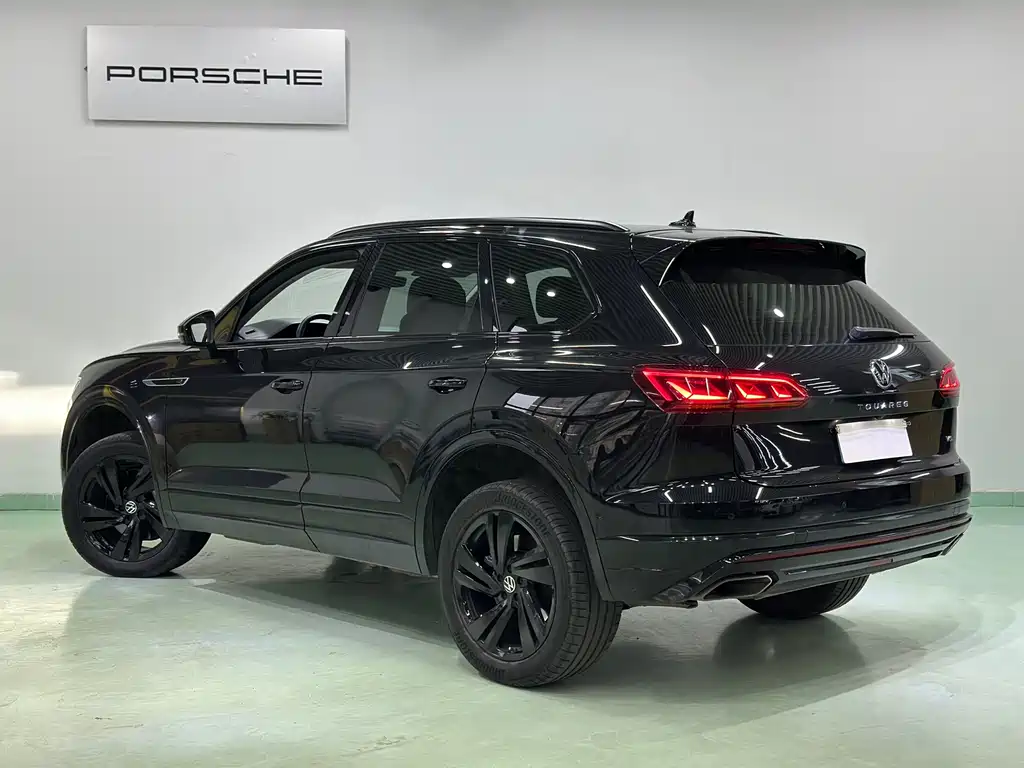 Volkswagen Touareg — миниатюра 4