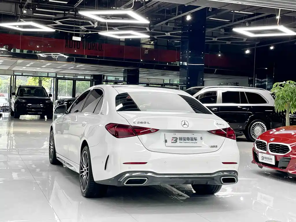 Mercedes-Benz C-Class — миниатюра 10