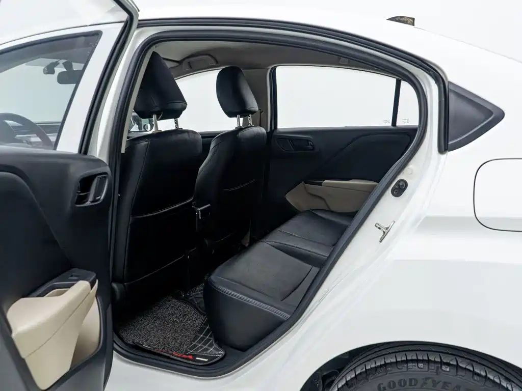 Honda City — миниатюра 10