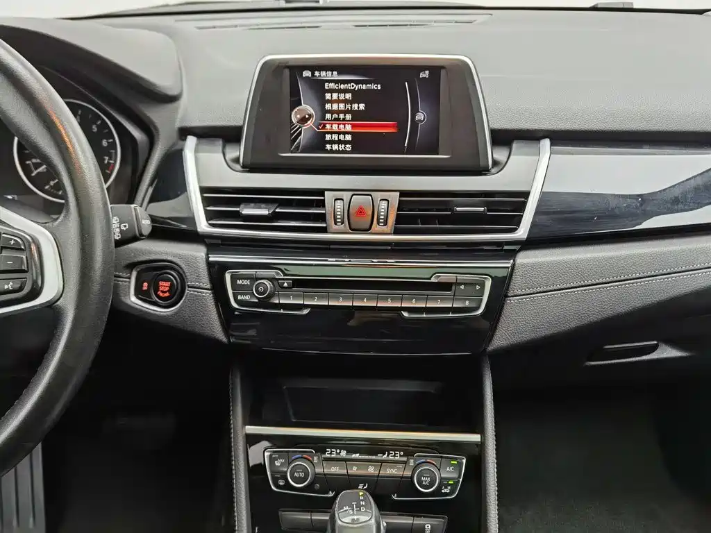 BMW 2 Series Active Tourer — миниатюра 12