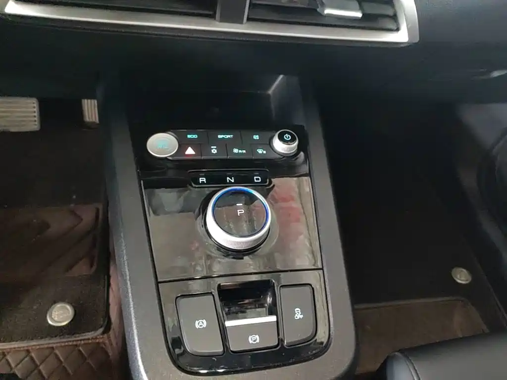 BYD e3 — миниатюра 8