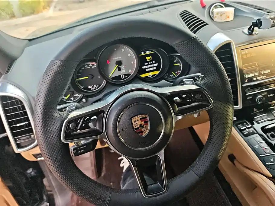 PORSCHE CAYENNE NEW ENERGY