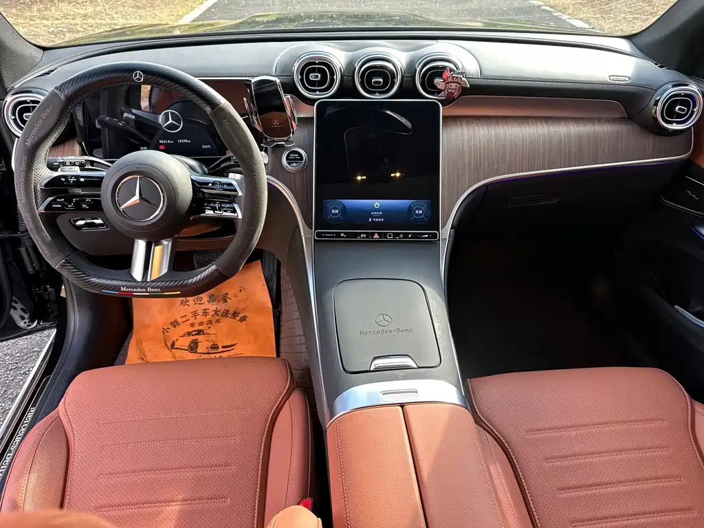 Mercedes-Benz GLC — миниатюра 8