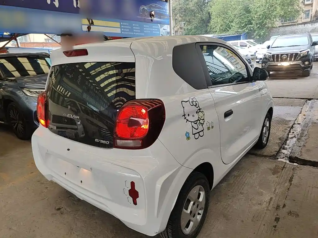 Roewe Clever — миниатюра 7