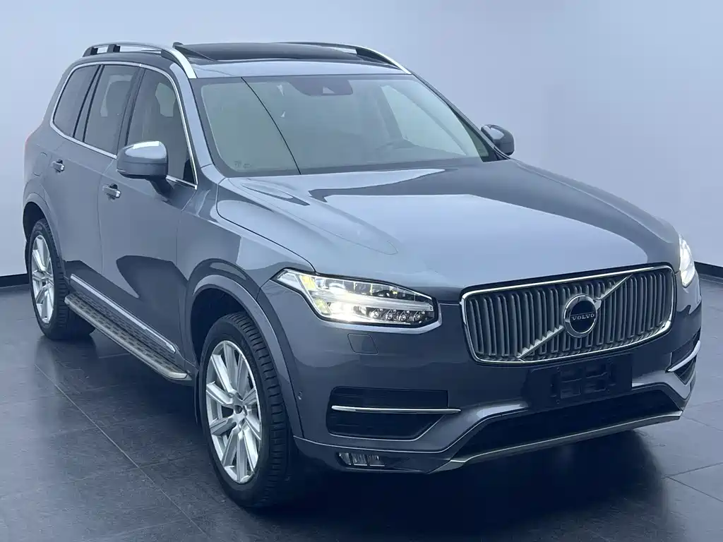 Volvo XC90 2018 T6 7 мест