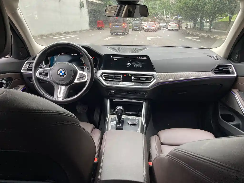 BMW 3 Series — миниатюра 10