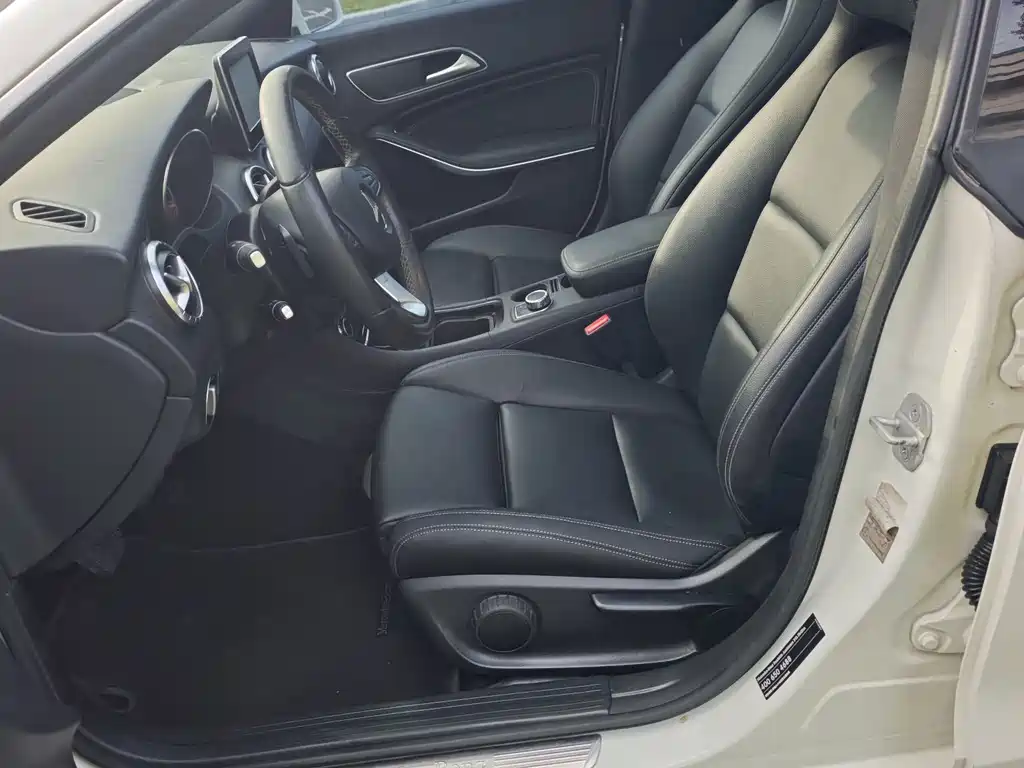 Mercedes-Benz CLA (Import) — миниатюра 12