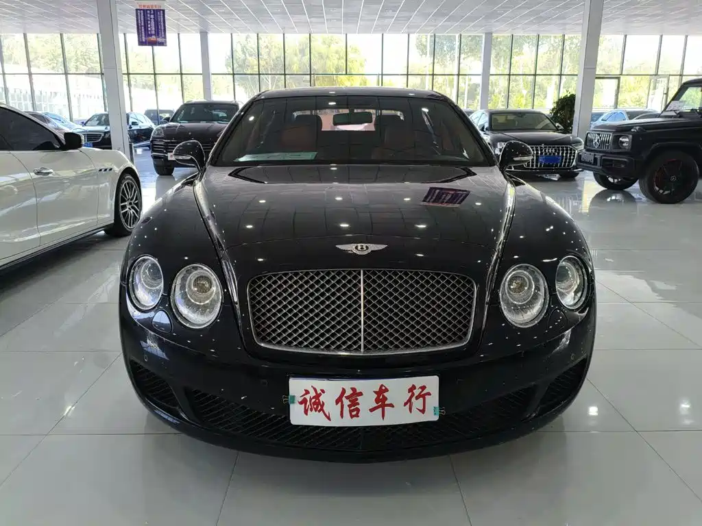 Bentley Flying Spur — миниатюра 2