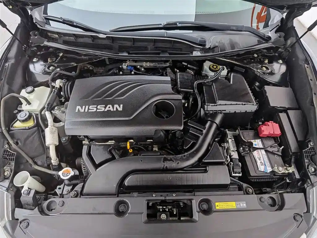 NISSAN TEANA