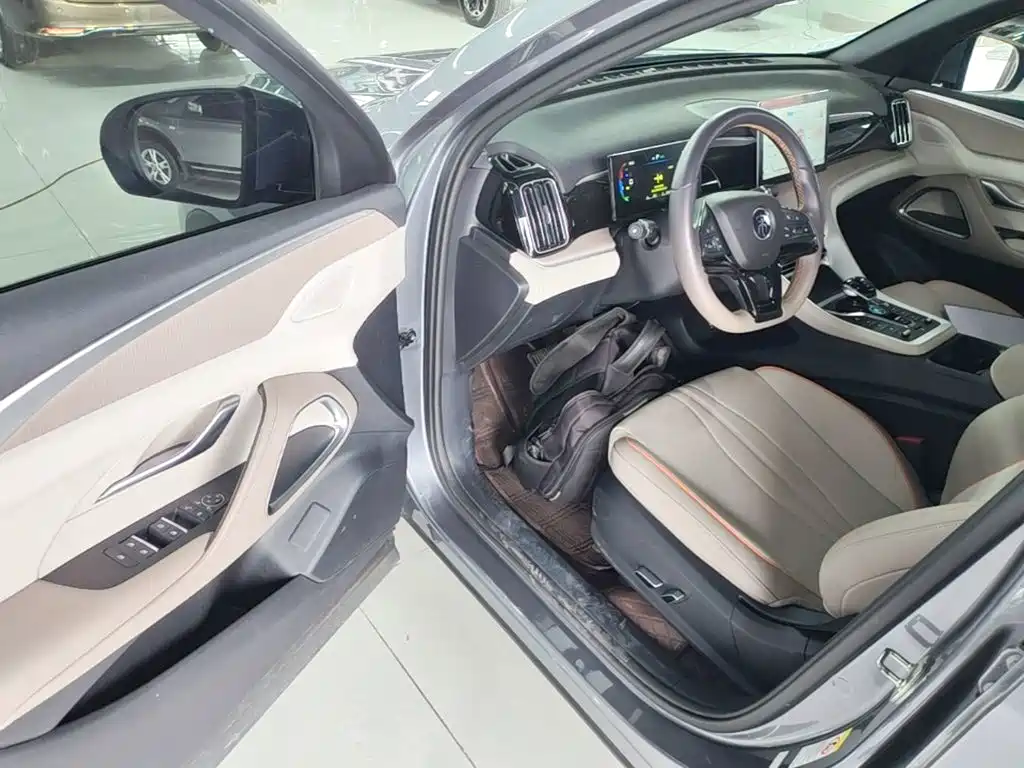 BYD Song Pro DM-i 2024 — фото 15