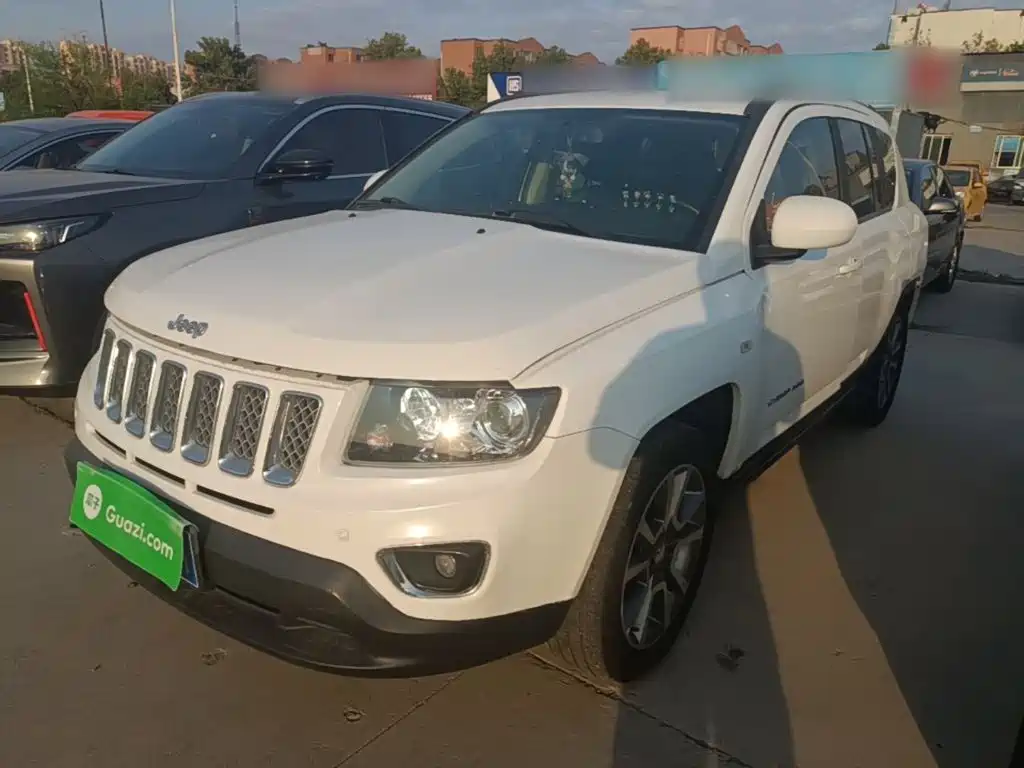 Jeep Compass (Import)