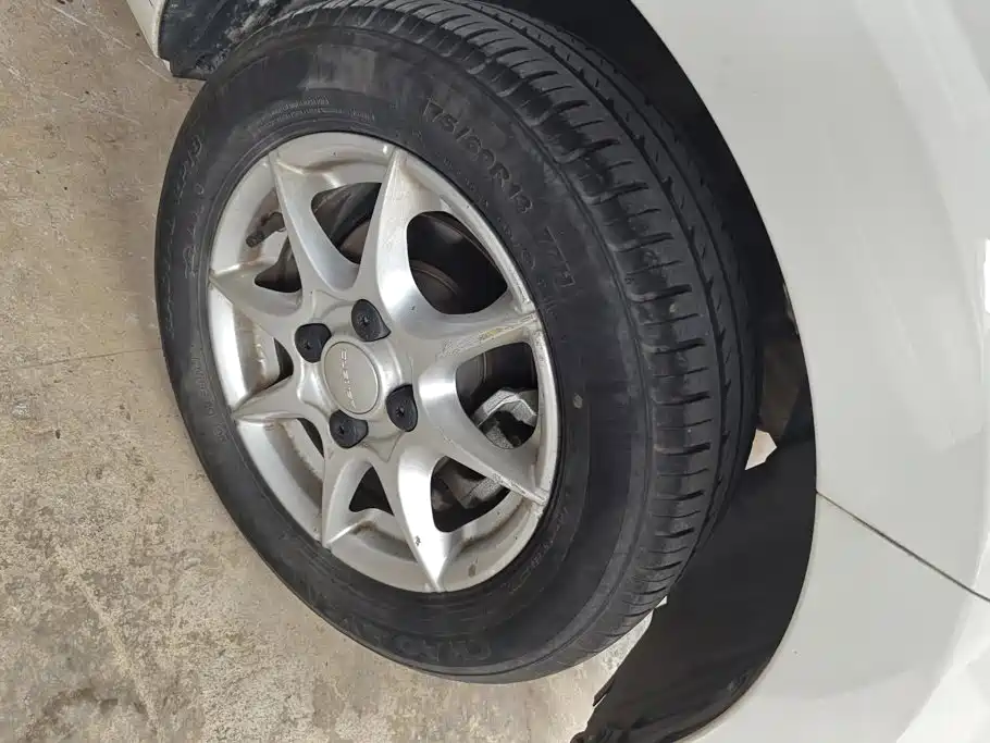 Roewe Clever — миниатюра 6