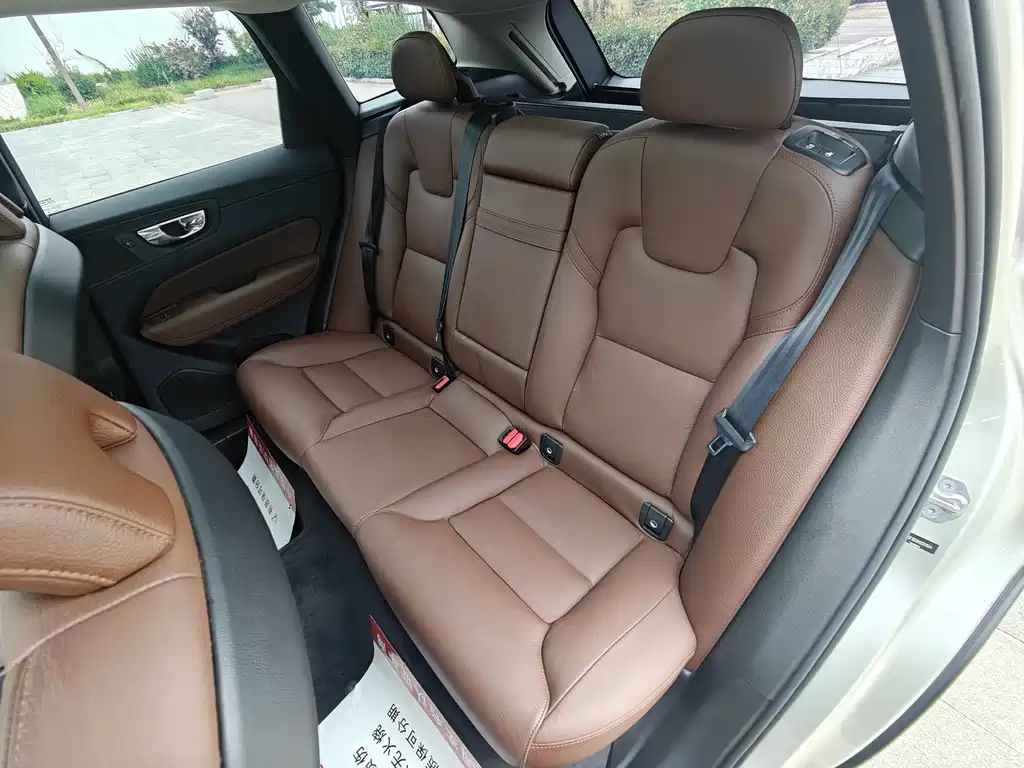 Volvo XC60 — миниатюра 18