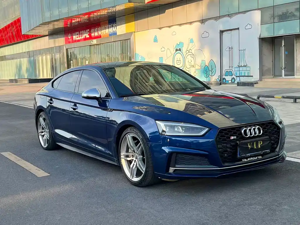 Audi A5 (Import) — миниатюра 2