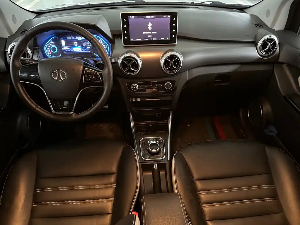 BAIC New Energy EC5 — миниатюра 14