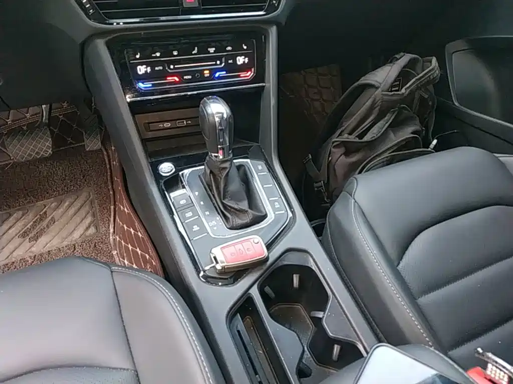 Volkswagen Tharu — миниатюра 14