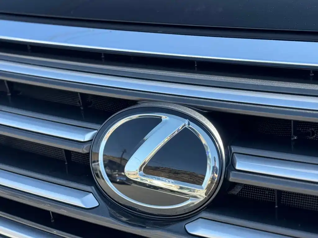 Lexus GX — миниатюра 15