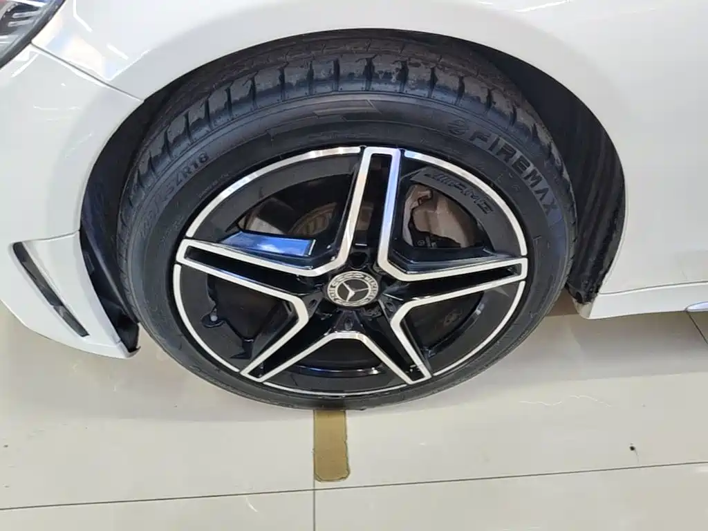 Mercedes-Benz C-Class — миниатюра 23