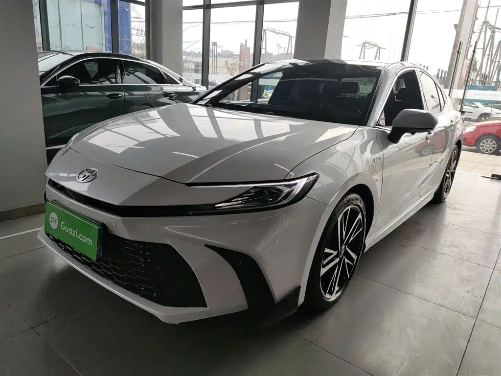 Toyota Camry 2024