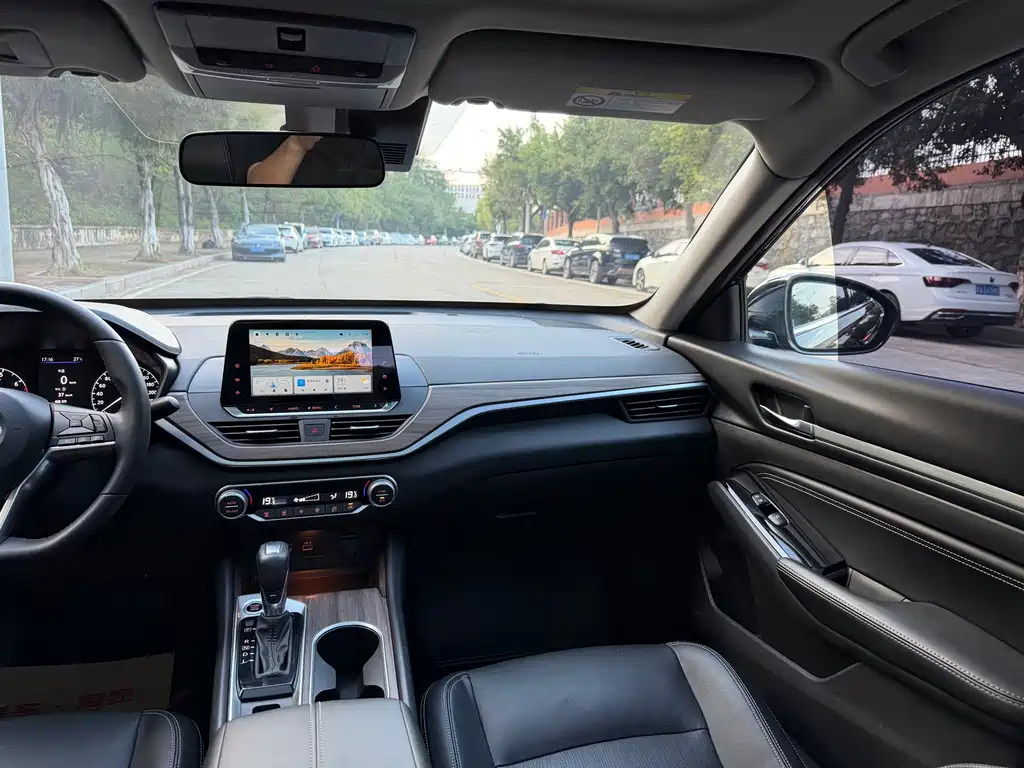 Nissan Teana — миниатюра 18