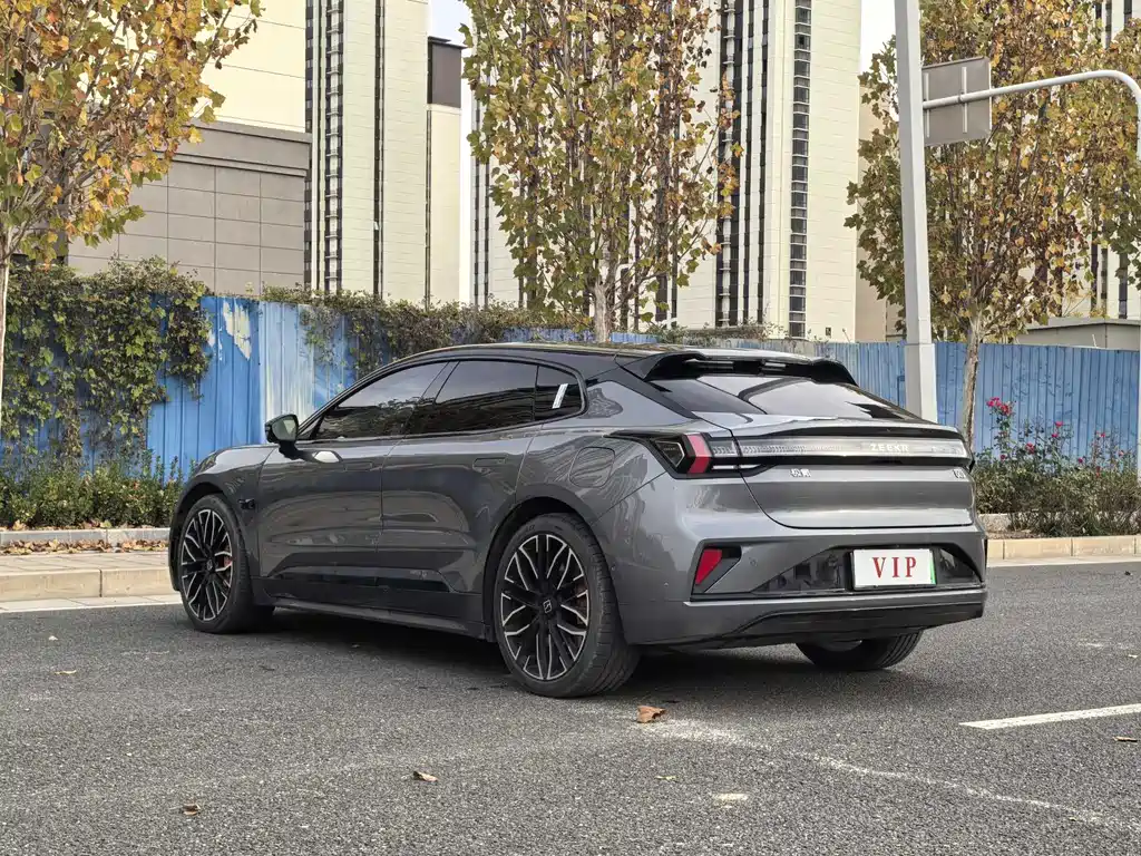 ZEEKR EXTREME KRYPTON 001