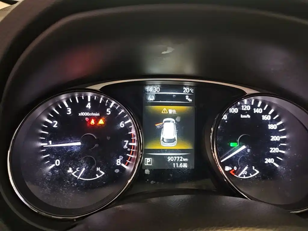 Nissan X-Trail — миниатюра 12