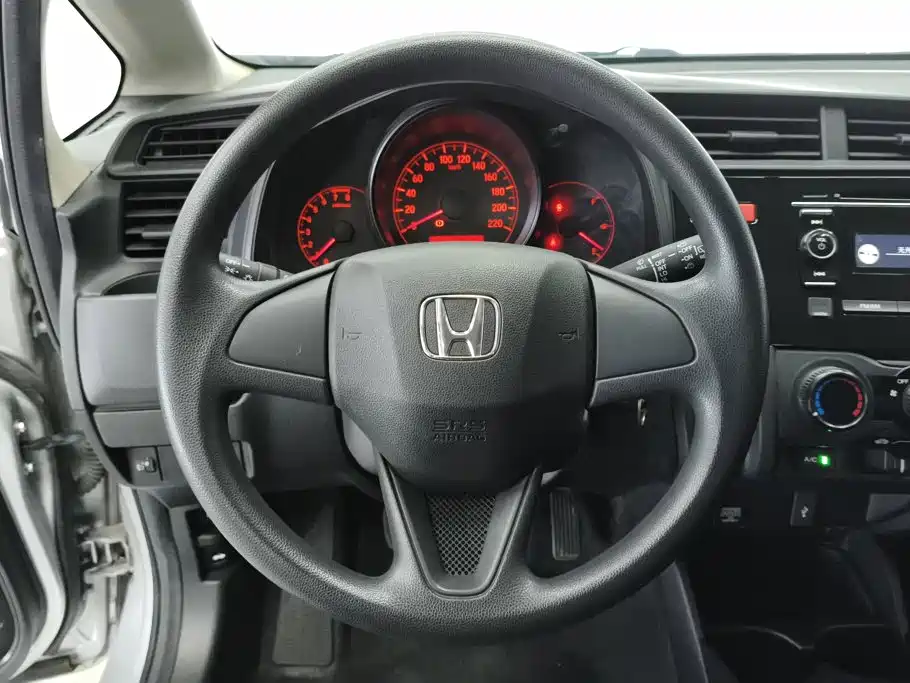 Honda Fit — миниатюра 15