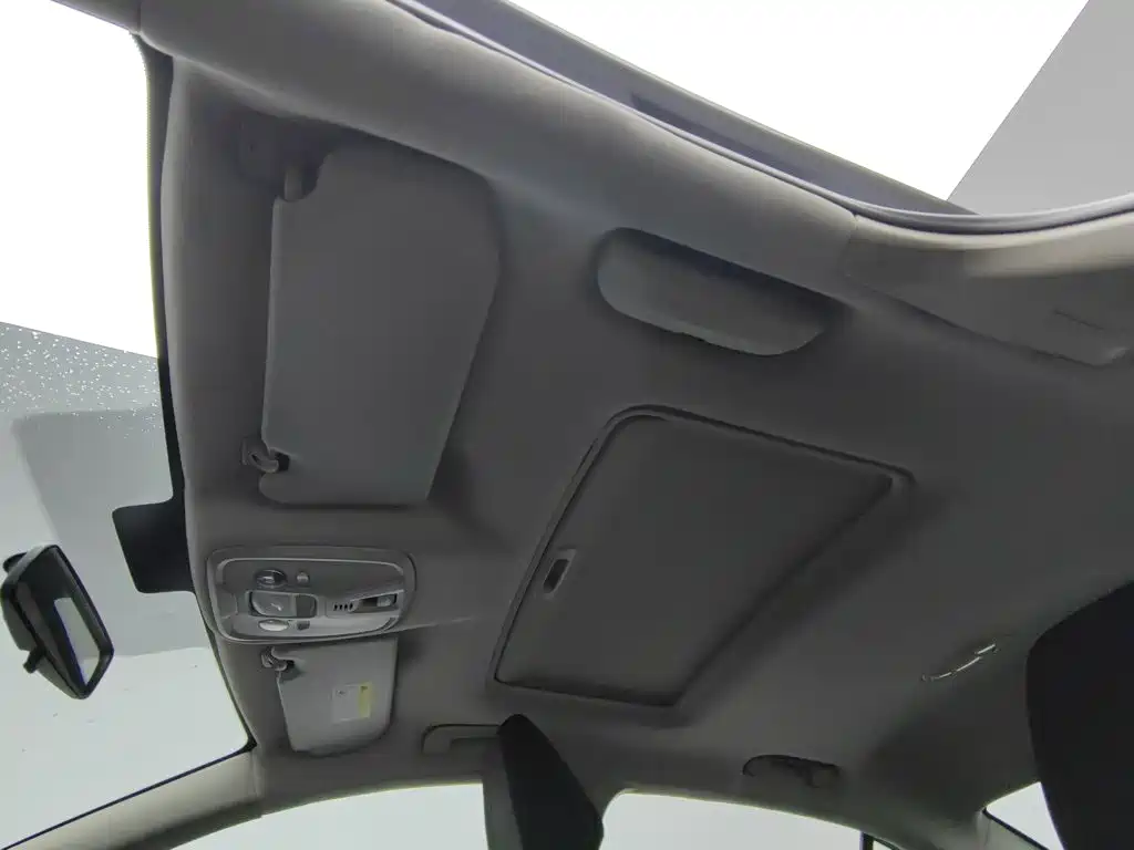 Peugeot 408 — миниатюра 14