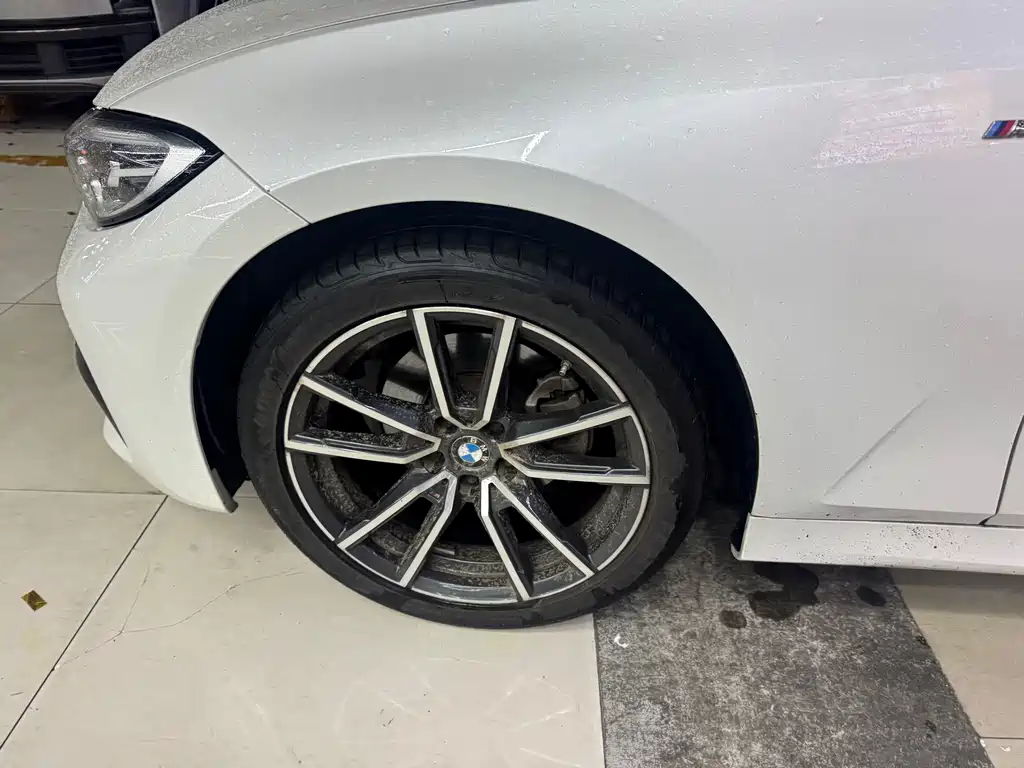 BMW 3 Series — миниатюра 3