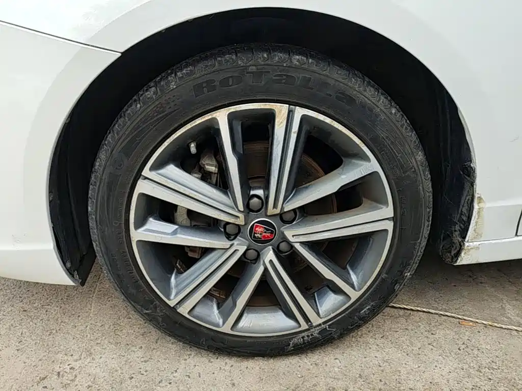 Roewe i5 — миниатюра 23