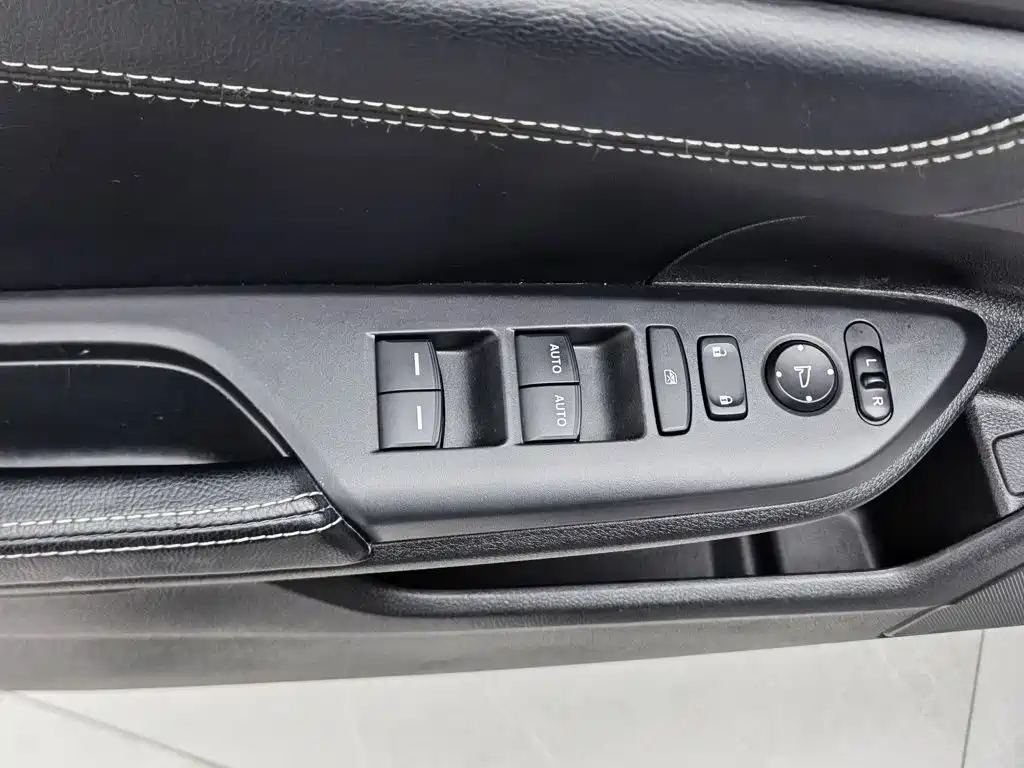 Honda Civic — миниатюра 9