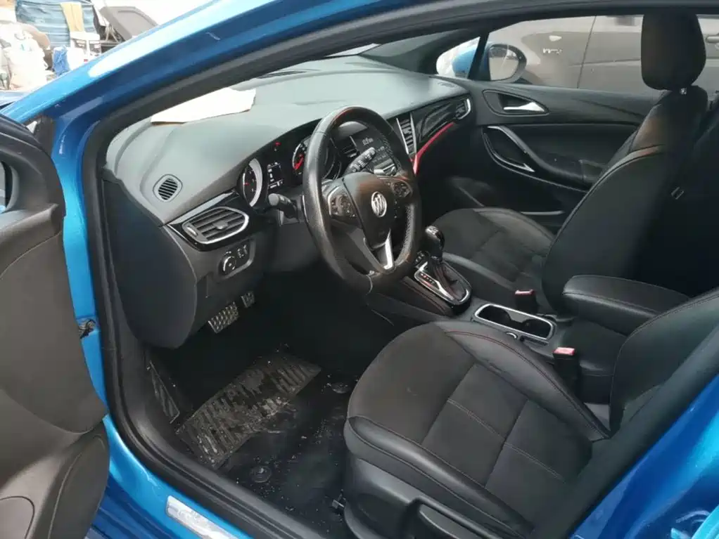 Buick Verano — миниатюра 14