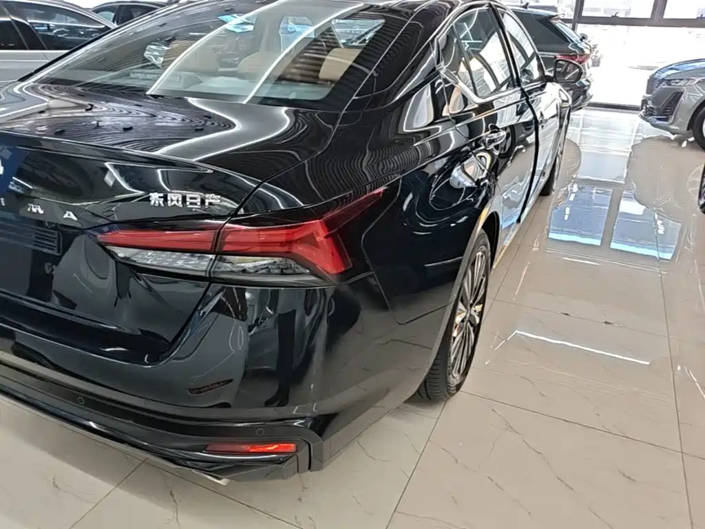 Nissan Teana — миниатюра 7