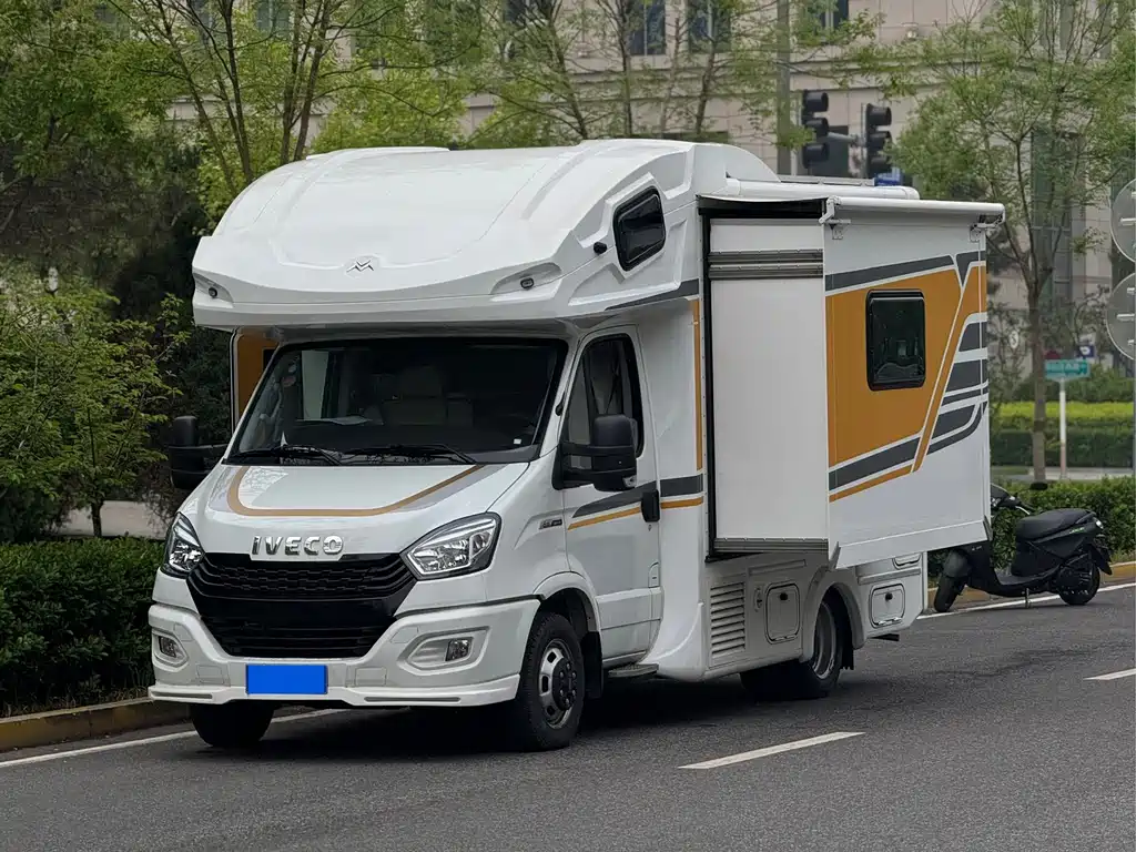 Iveco Ousheng 2025