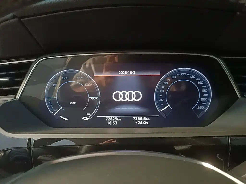 Audi e-tron — миниатюра 12