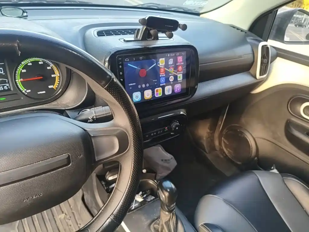 Roewe Clever — миниатюра 13