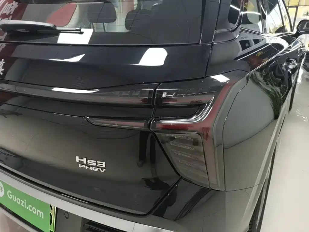 Hongqi Hongqi HS3 PHEV — миниатюра 8