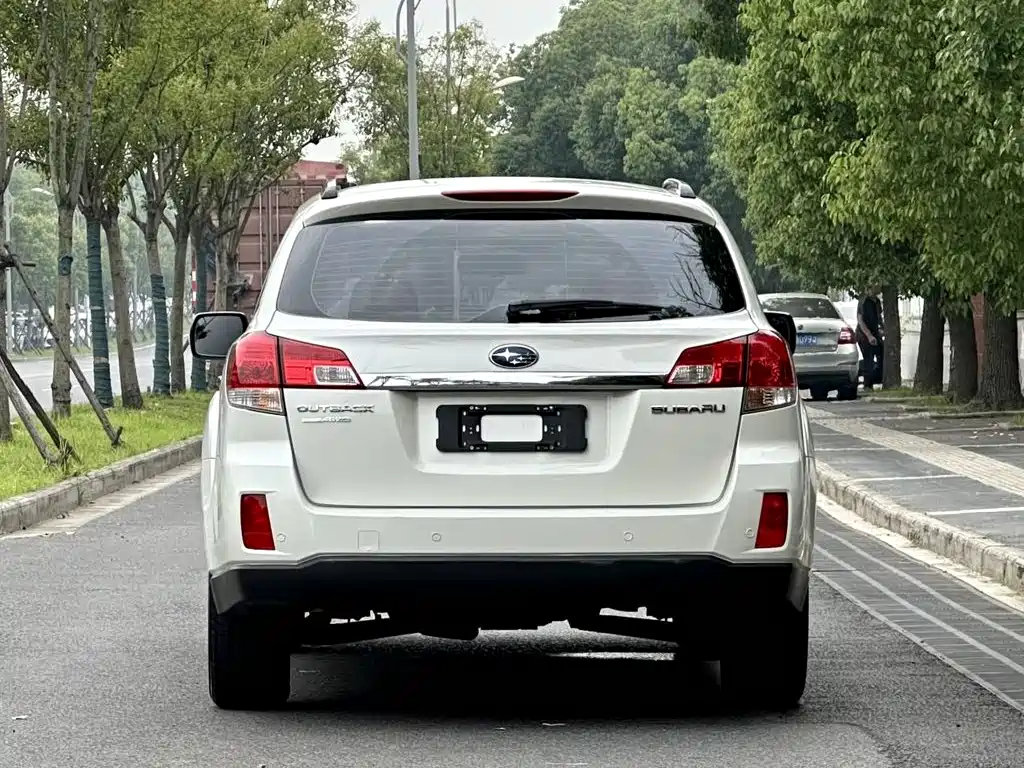 Subaru Outback — миниатюра 7