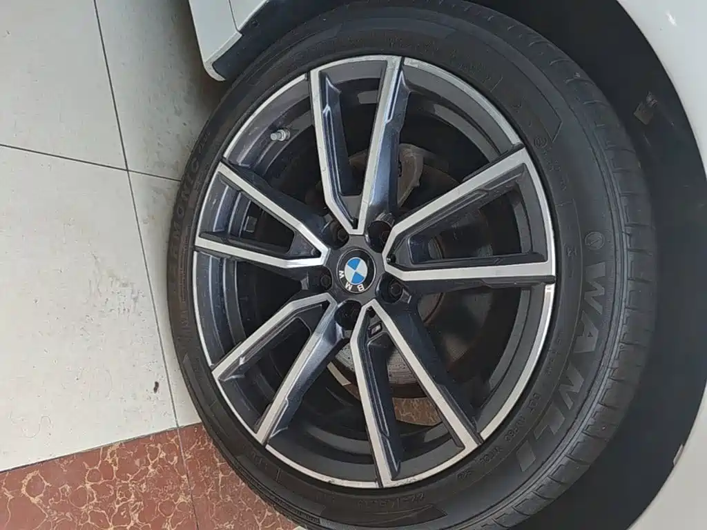 BMW 3 Series — миниатюра 23