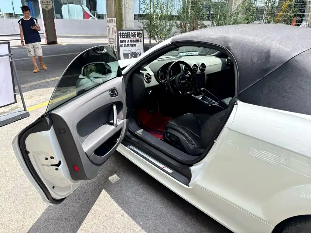 Audi TT — миниатюра 6