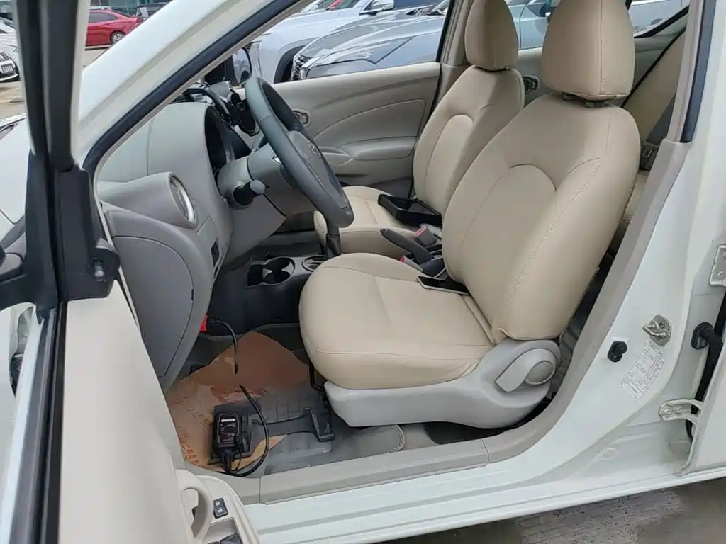 Nissan Sunny — миниатюра 15