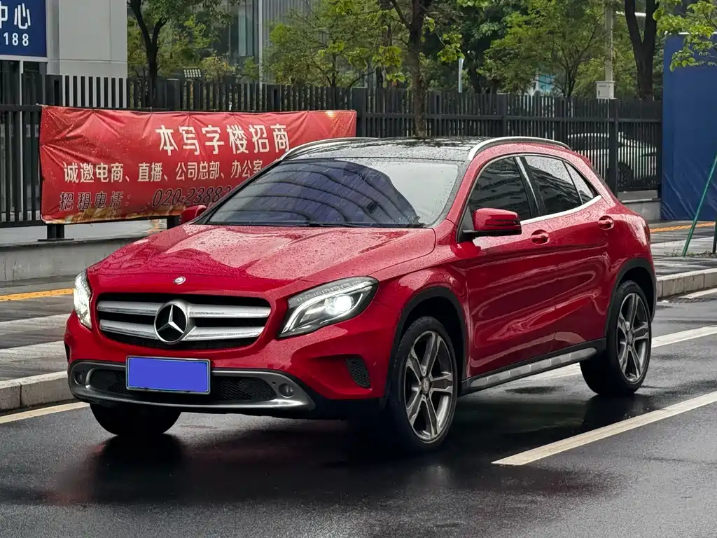Mercedes-Benz GLA 2016