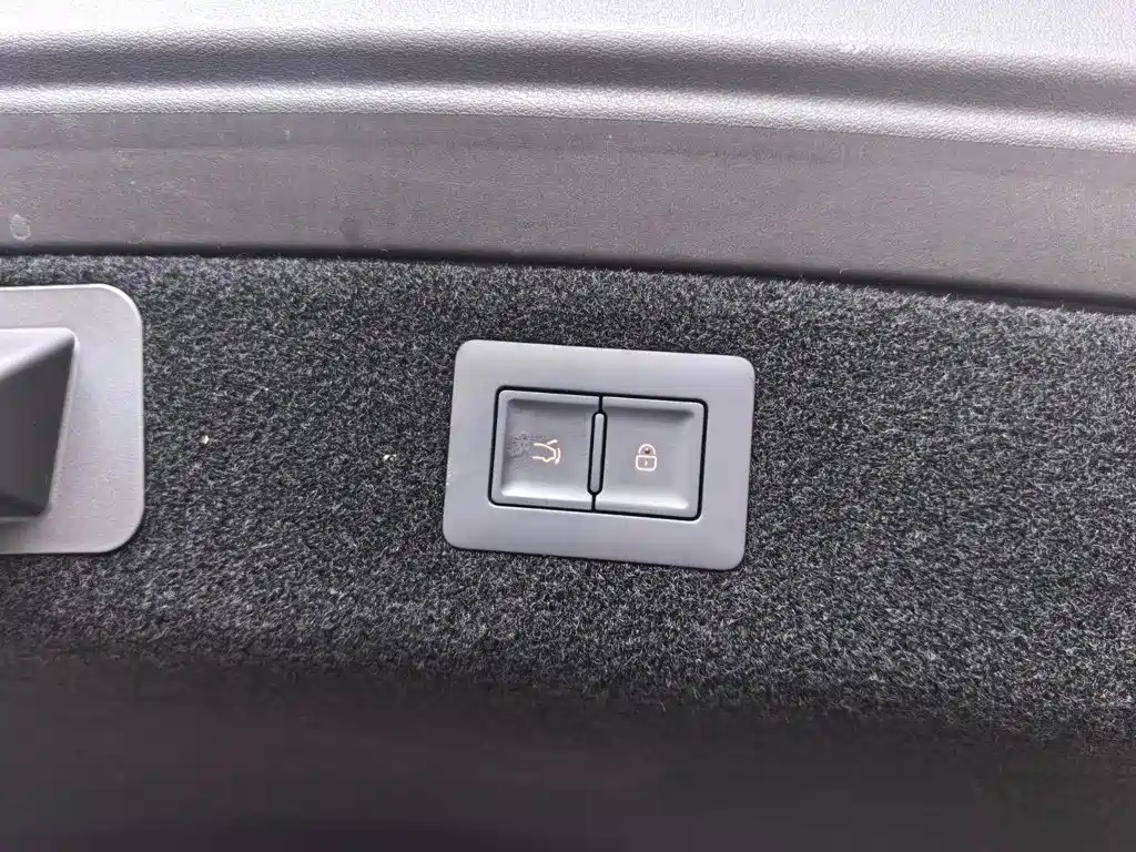 BYD Хань Ли — миниатюра 13
