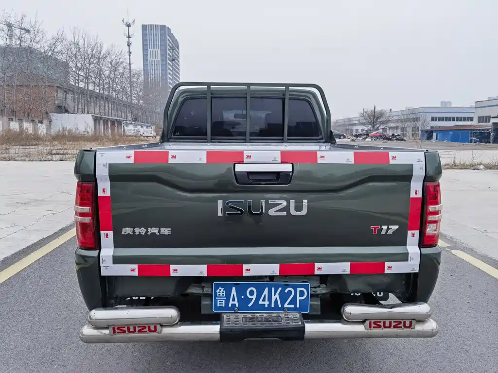 ISUZU PICKUP